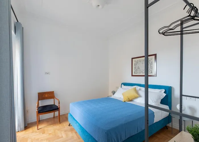 Iflat With Views Apartament